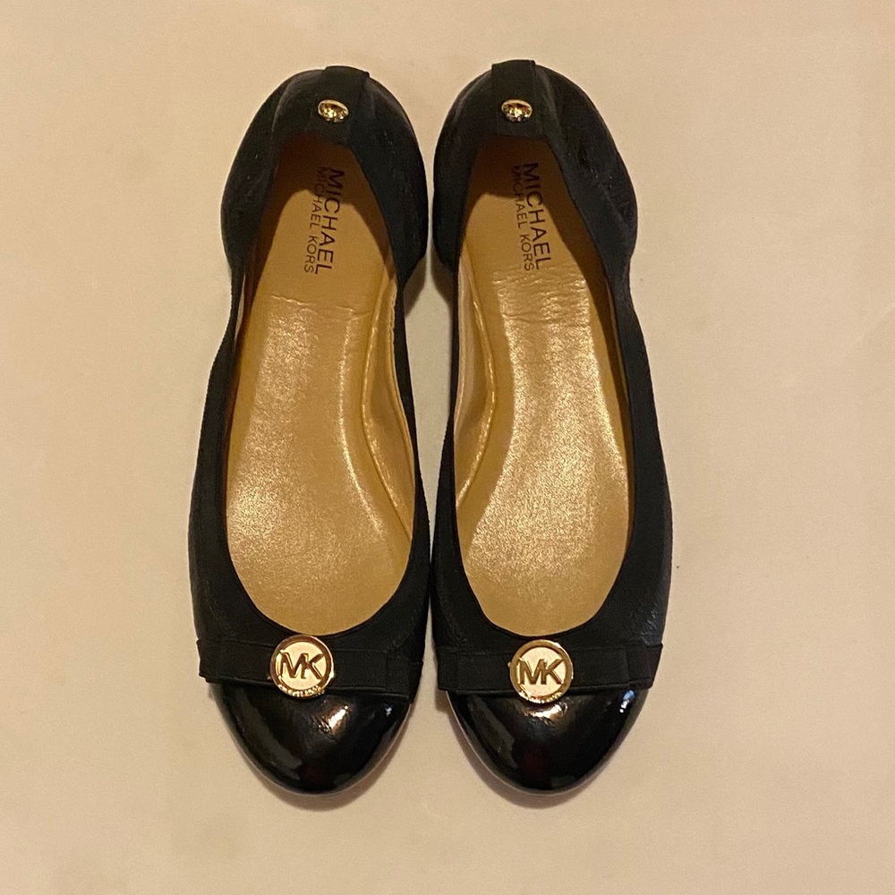 Michael Kors Dixie Black Leather Flats Size 6M